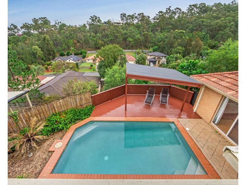 14 Pago Terrace, Pacific Pines QLD 4211