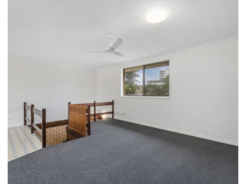 4/7 Mawarra Street, Palm Beach QLD 4221