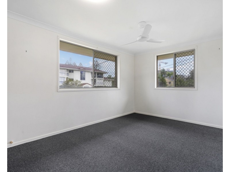 4/7 Mawarra Street, Palm Beach QLD 4221