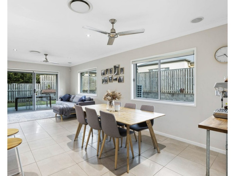 37 Cypress Circuit, Coomera QLD 4209