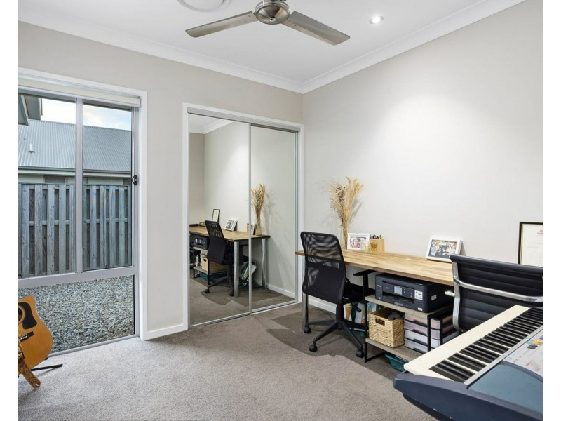 37 Cypress Circuit, Coomera QLD 4209