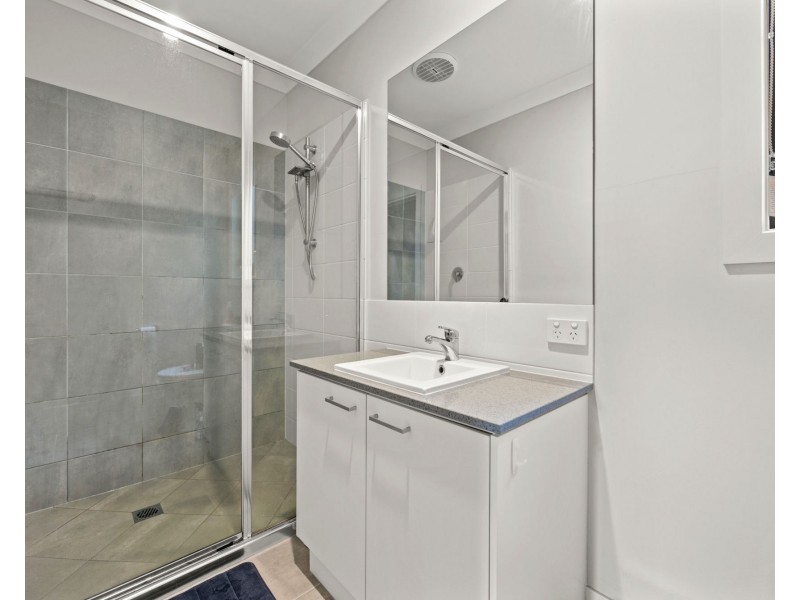 5/1 Electra Street, Coomera QLD 4209