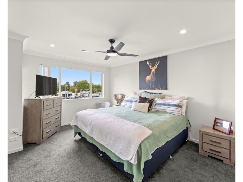 710/33 Clark Street, Biggera Waters QLD 4216