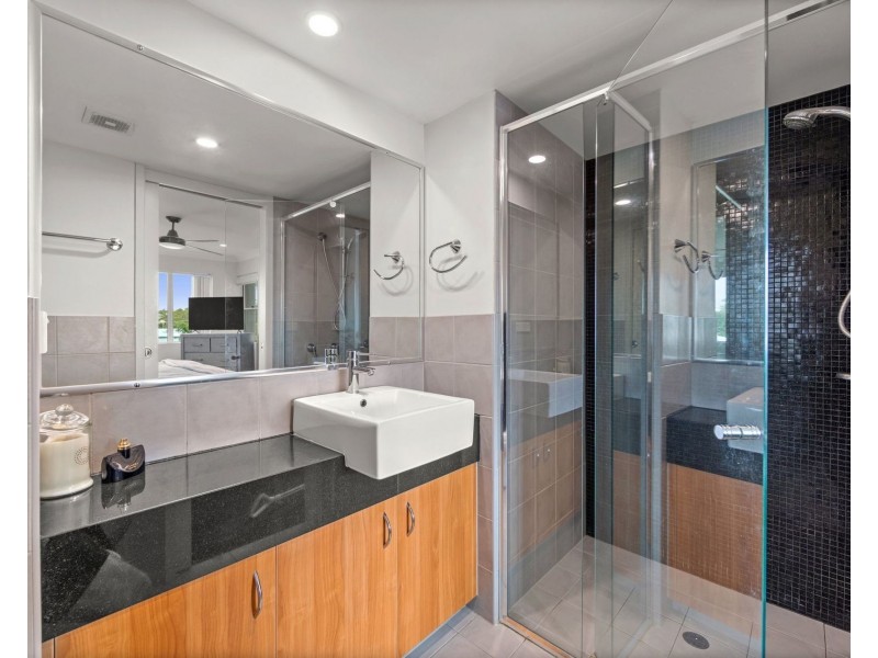 710/33 Clark Street, Biggera Waters QLD 4216