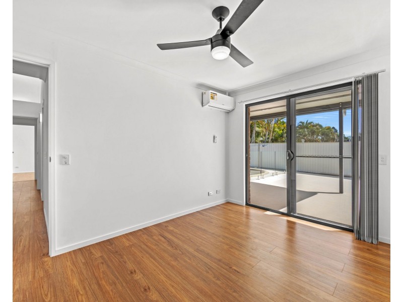 214 Discovery Drive, Helensvale QLD 4212