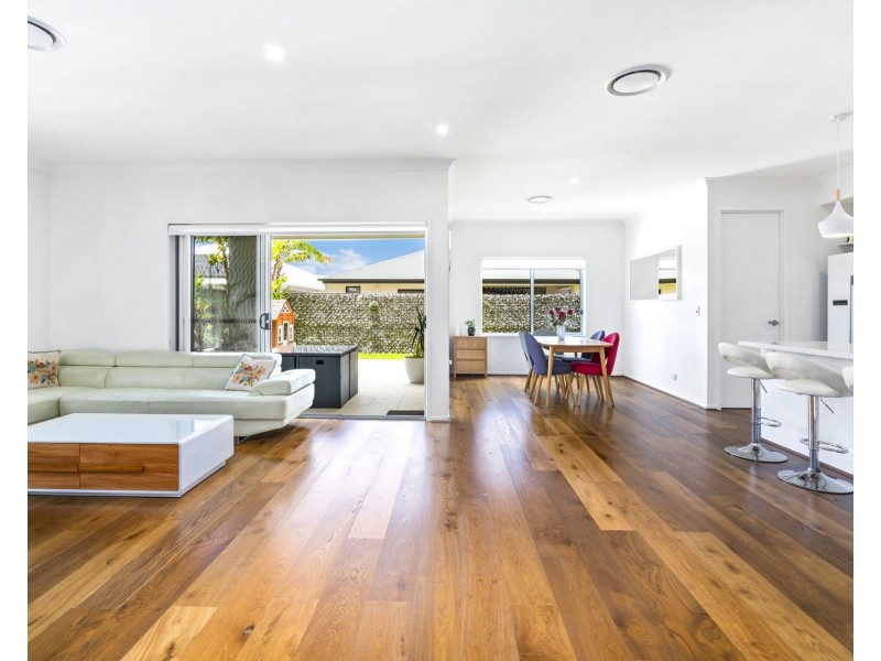 10 Lime Street, Helensvale QLD 4212