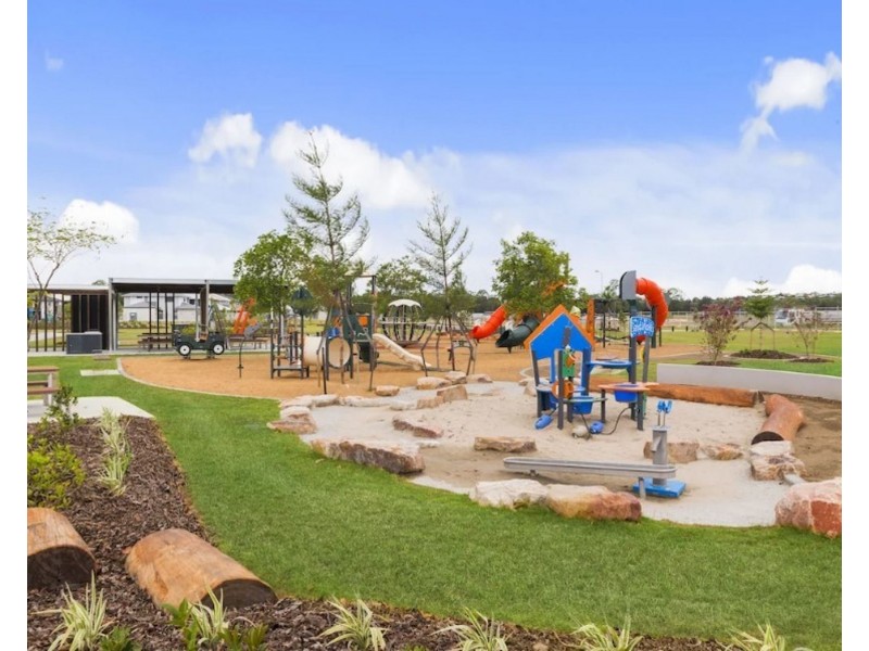 10 Lime Street, Helensvale QLD 4212