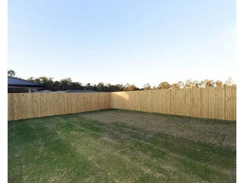 13 Boyland Way, Ripley QLD 4306