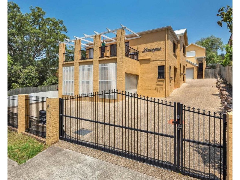 2/30 MacDonell Street, Toowong QLD 4066