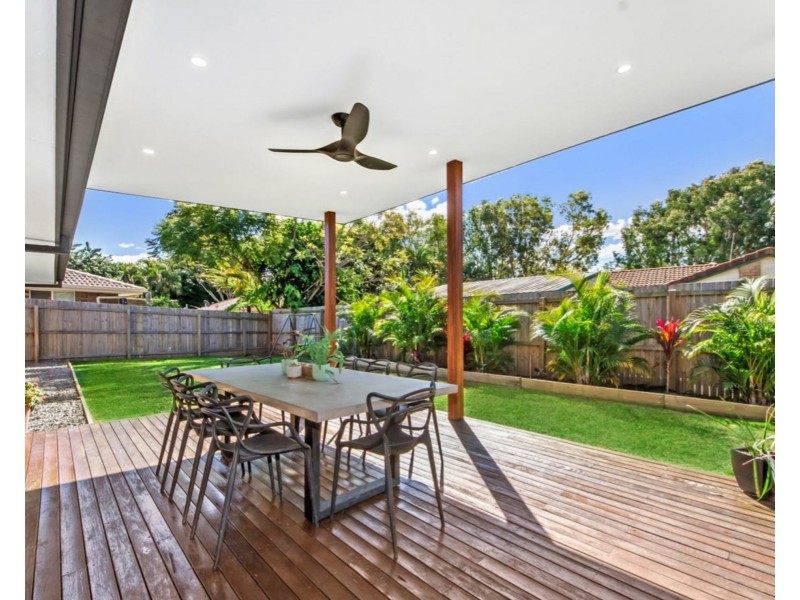 2/15 Centurion Crescent, Nerang QLD 4211