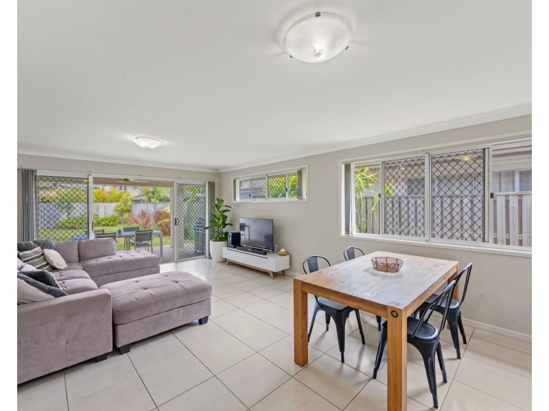 7 Flybridge Way, Hope Island QLD 4212