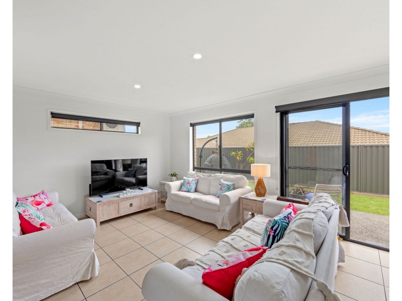 2/3 Zac Street, Upper Coomera QLD 4209