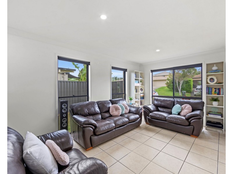 2/3 Zac Street, Upper Coomera QLD 4209