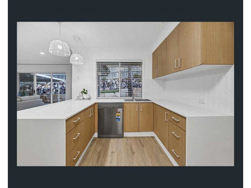 15 Treeline Circuit, Upper Coomera QLD 4209
