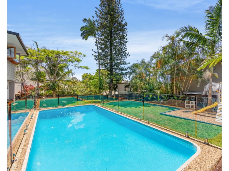 6 Jingella Street, Hope Island QLD 4212