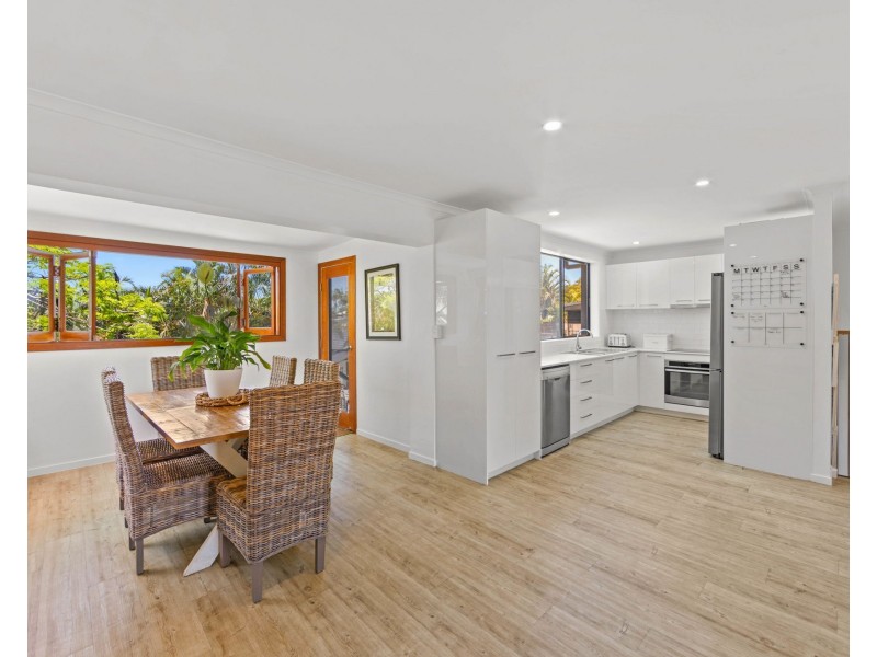 6 Jingella Street, Hope Island QLD 4212