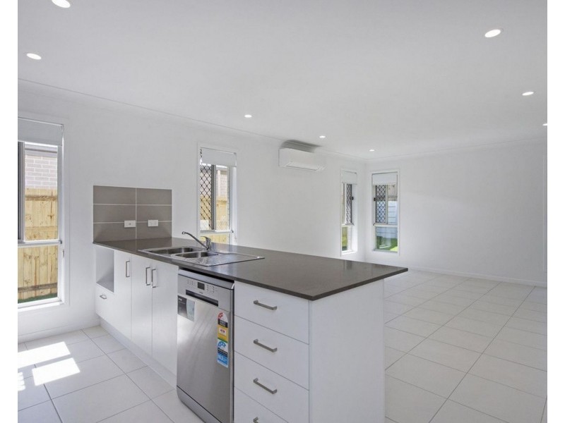 20 Elanor Court, Maudsland QLD 4210