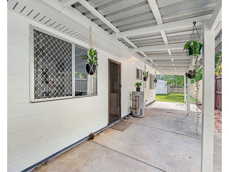 22 Rhodes Street, Loganlea QLD 4131