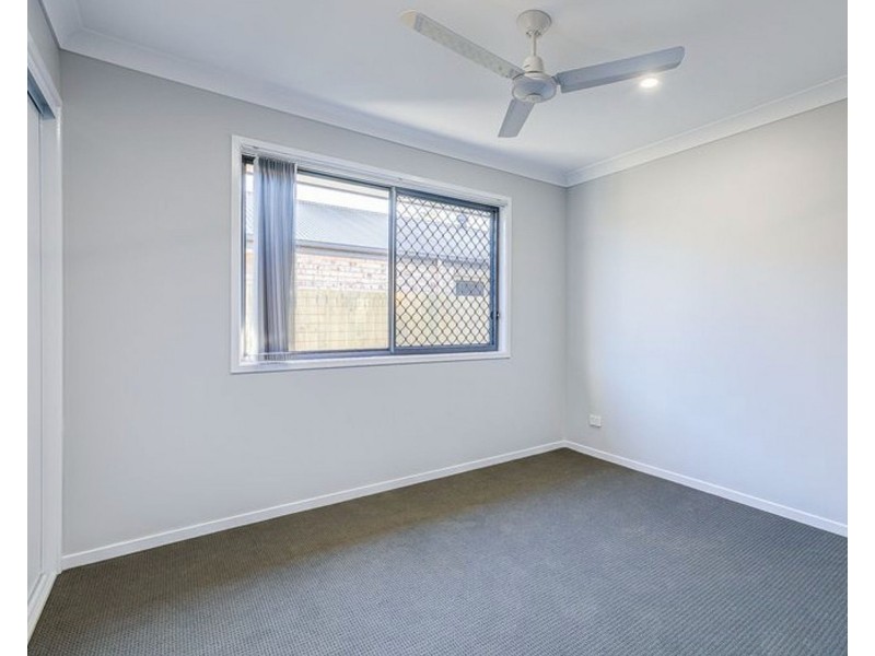 8B/20 Pinelands Street, Loganlea QLD 4131