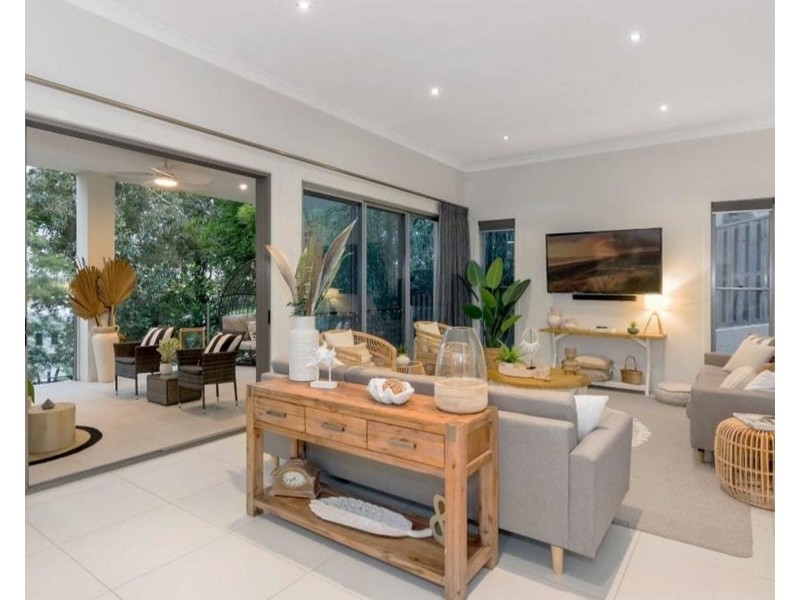 7 Village High Crescent, Coomera Waters QLD 4209