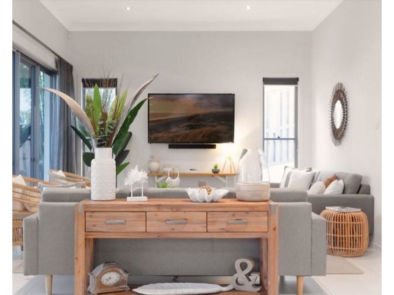 7 Village High Crescent, Coomera Waters QLD 4209
