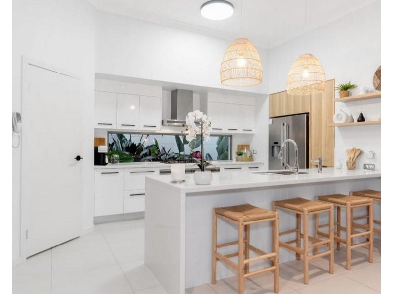 7 Village High Crescent, Coomera Waters QLD 4209