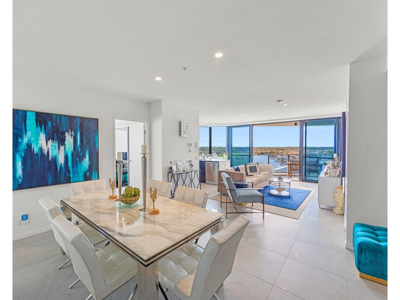 51101/5 Harbour Side Court, Biggera Waters QLD 4216