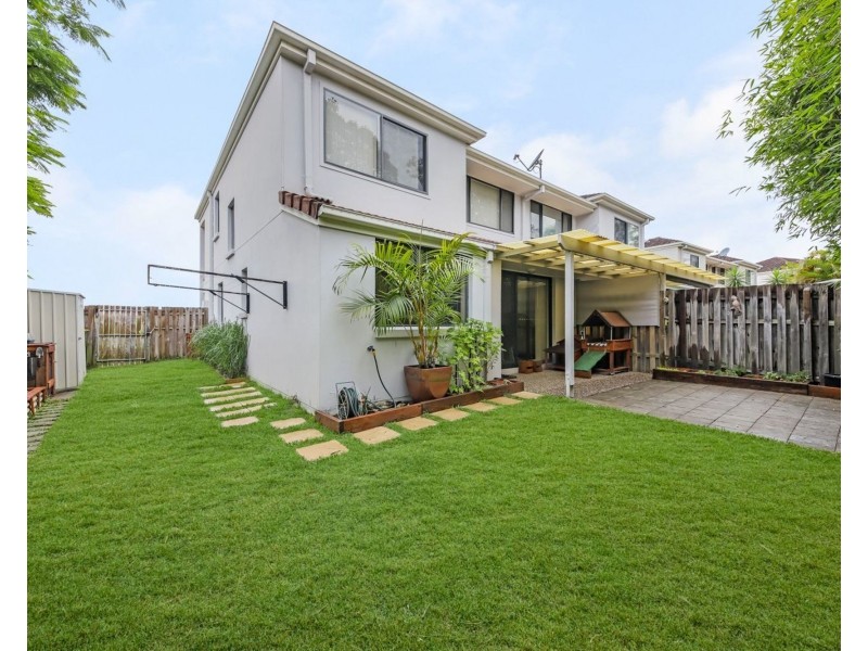 14/1 Hervey Street, Pacific Pines QLD 4211