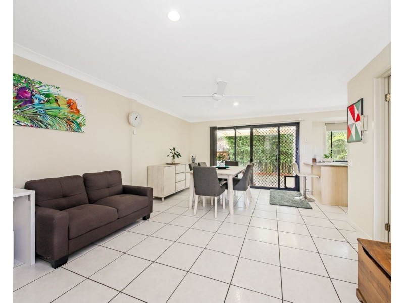 14/1 Hervey Street, Pacific Pines QLD 4211