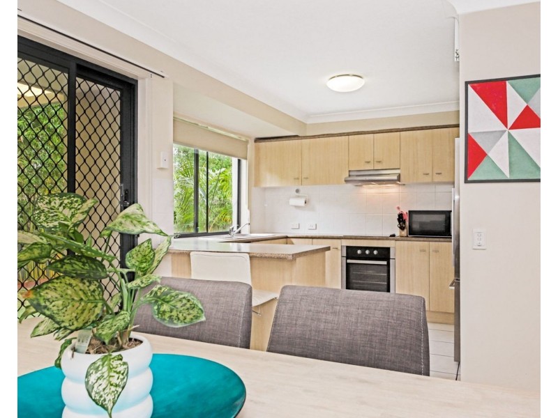 14/1 Hervey Street, Pacific Pines QLD 4211