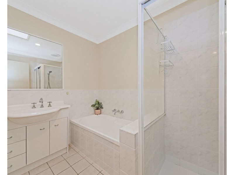 14/1 Hervey Street, Pacific Pines QLD 4211