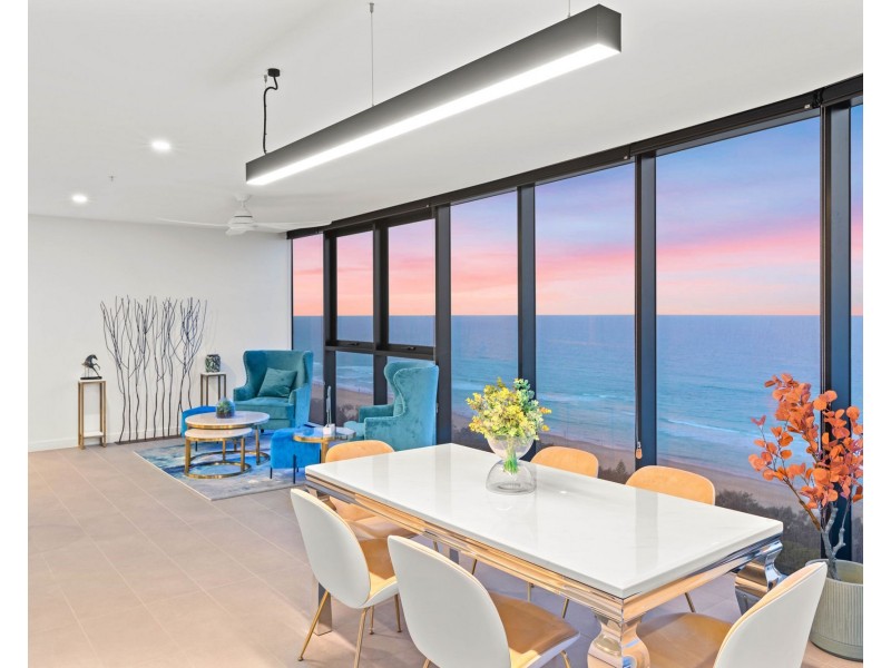 1701/185 Old Burleigh Road, Broadbeach QLD 4218