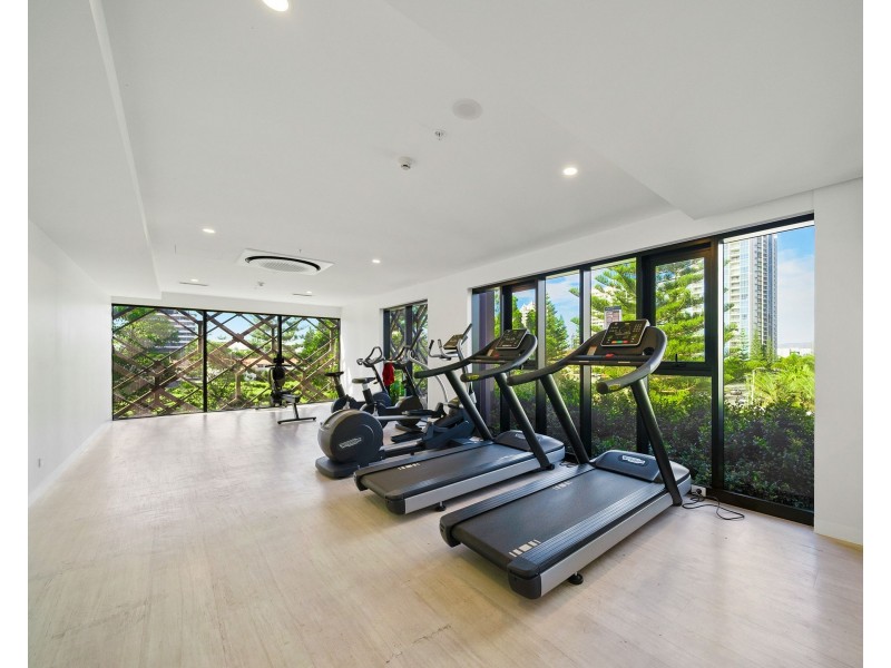1701/185 Old Burleigh Road, Broadbeach QLD 4218