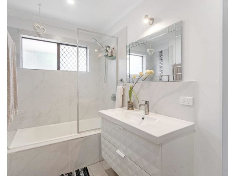 457 Ashmore Road, Ashmore QLD 4214