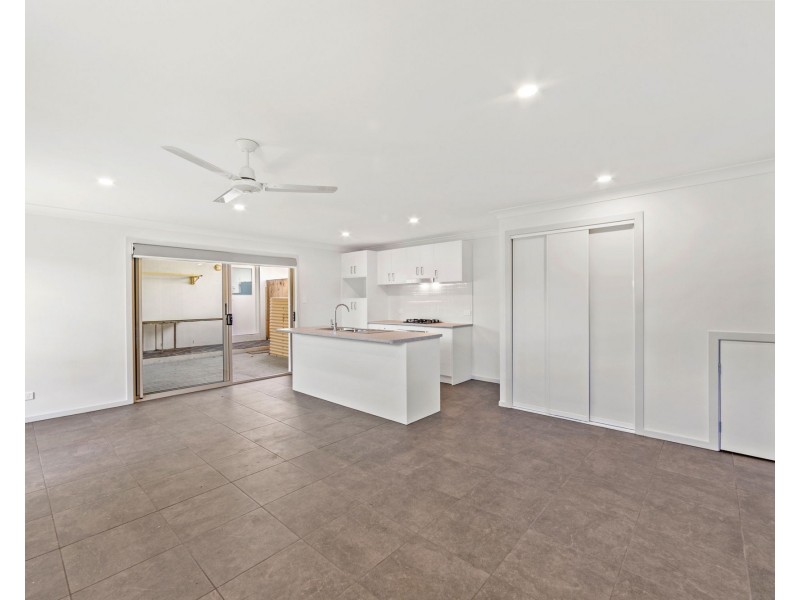 1/1 Leichhardt Street, Coomera QLD 4209