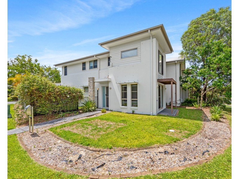 1/1 Leichhardt Street, Coomera QLD 4209