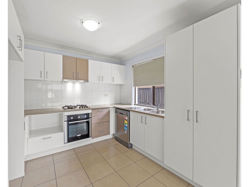 477 Gainsborough Drive, Pimpama QLD 4209
