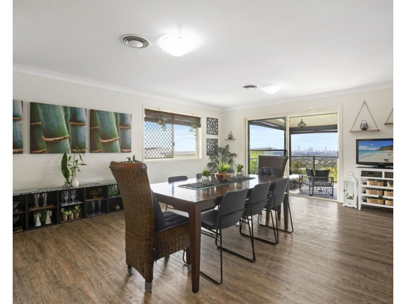 67 Armstrong Way, Highland Park QLD 4211