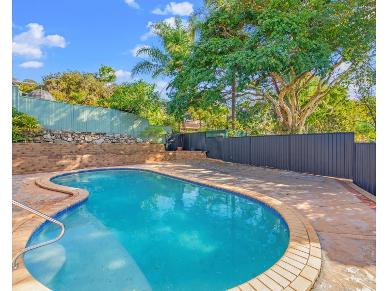 3 Robinson Place, Currumbin Waters QLD 4223