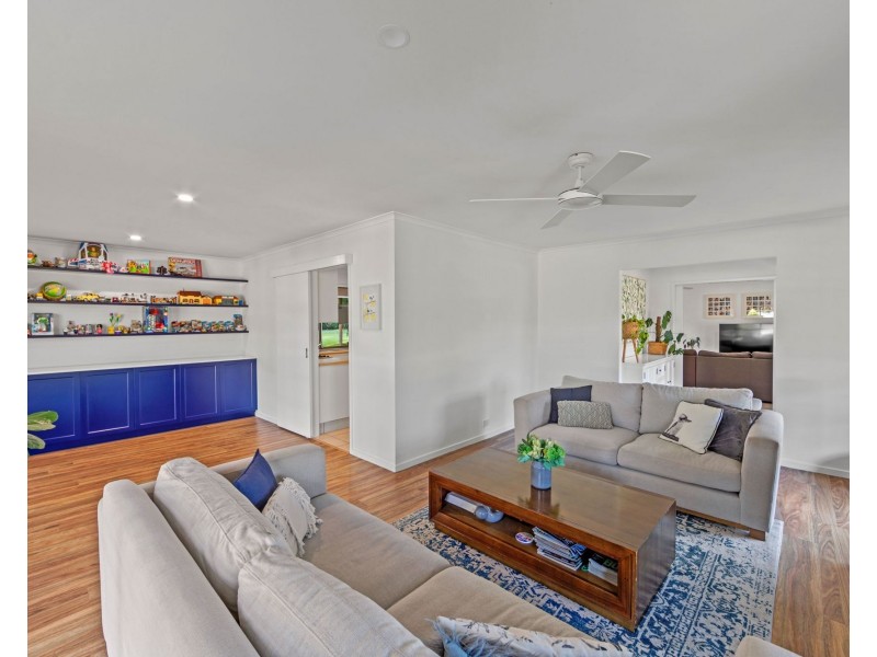 3 Batlow Court, Helensvale QLD 4212