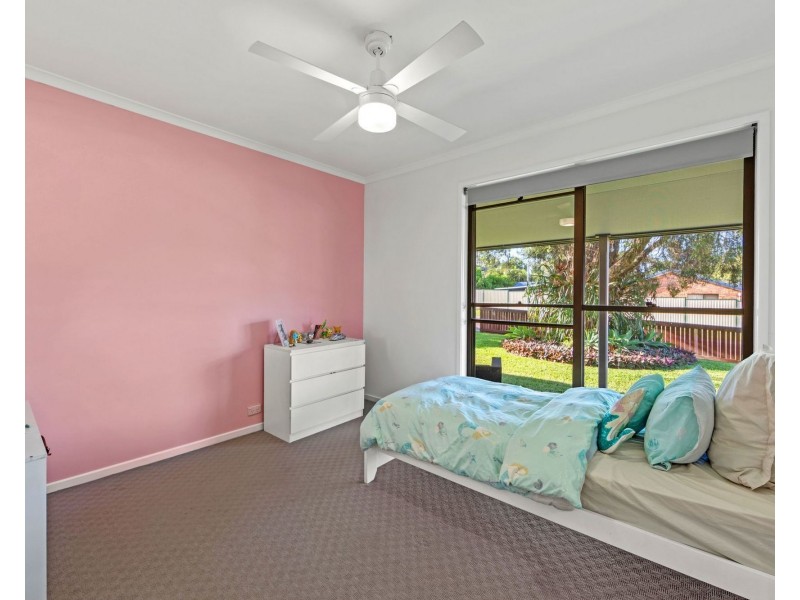 3 Batlow Court, Helensvale QLD 4212