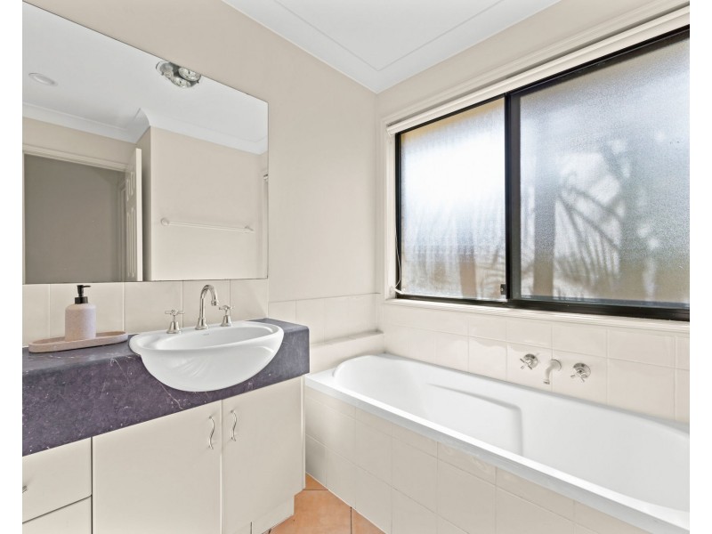 12 Firecrest Close, Upper Coomera QLD 4209