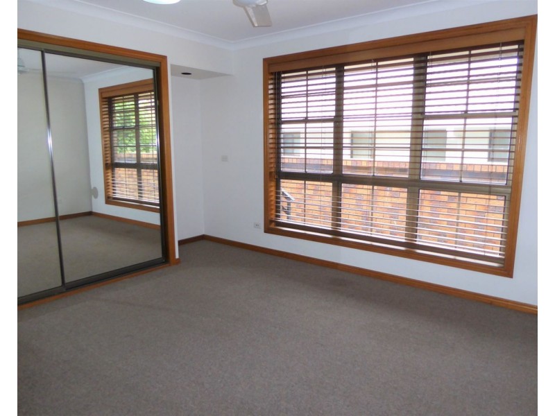 5 Daru Avenue, Runaway Bay QLD 4216