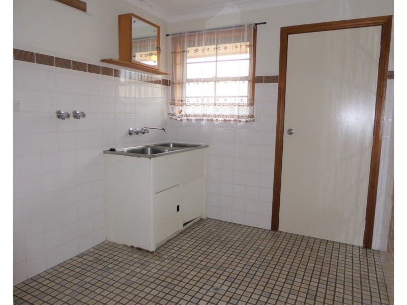 5 Daru Avenue, Runaway Bay QLD 4216