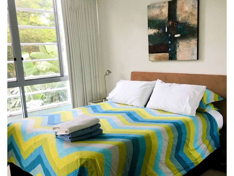 1101/33 T E Peters Drive, Broadbeach Waters QLD 4218