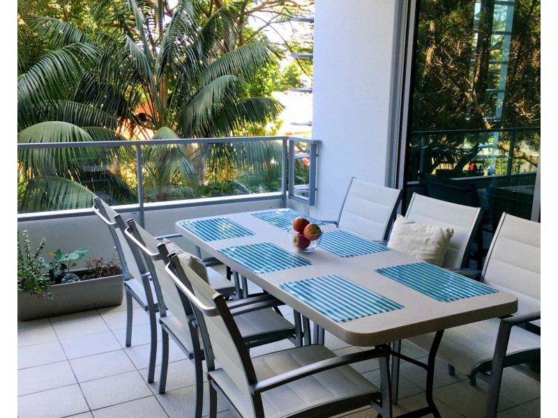 1101/33 T E Peters Drive, Broadbeach Waters QLD 4218