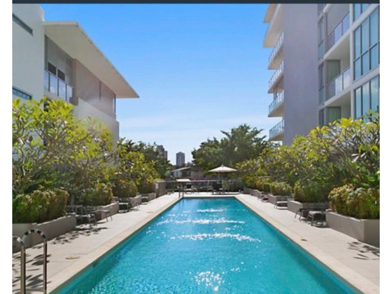 1101/33 T E Peters Drive, Broadbeach Waters QLD 4218