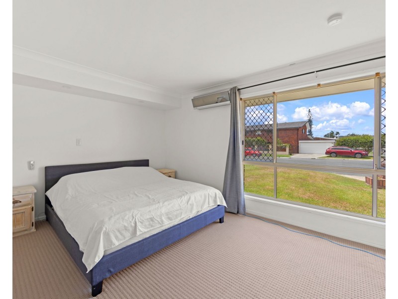 3 Vanimo Court, Runaway Bay QLD 4216