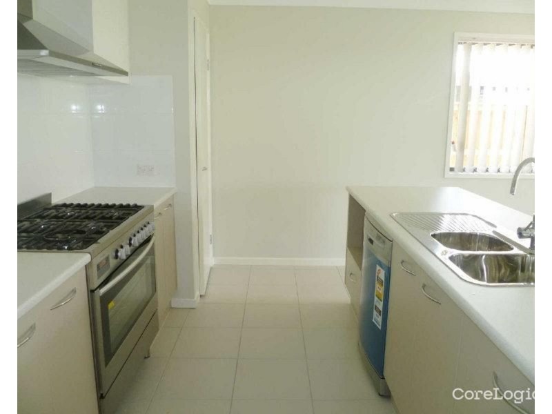 6 Falkener Street, Maudsland QLD 4210