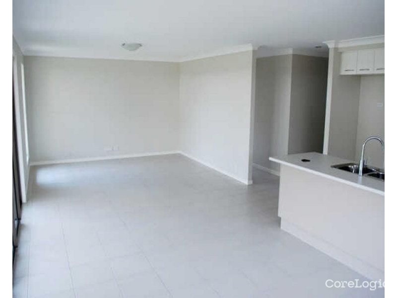 6 Falkener Street, Maudsland QLD 4210